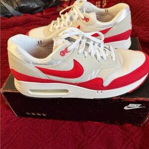 Nike Air Max 1 Big Red OG Bubble size 11 women’s men’s 9.5 Red and White Shoes